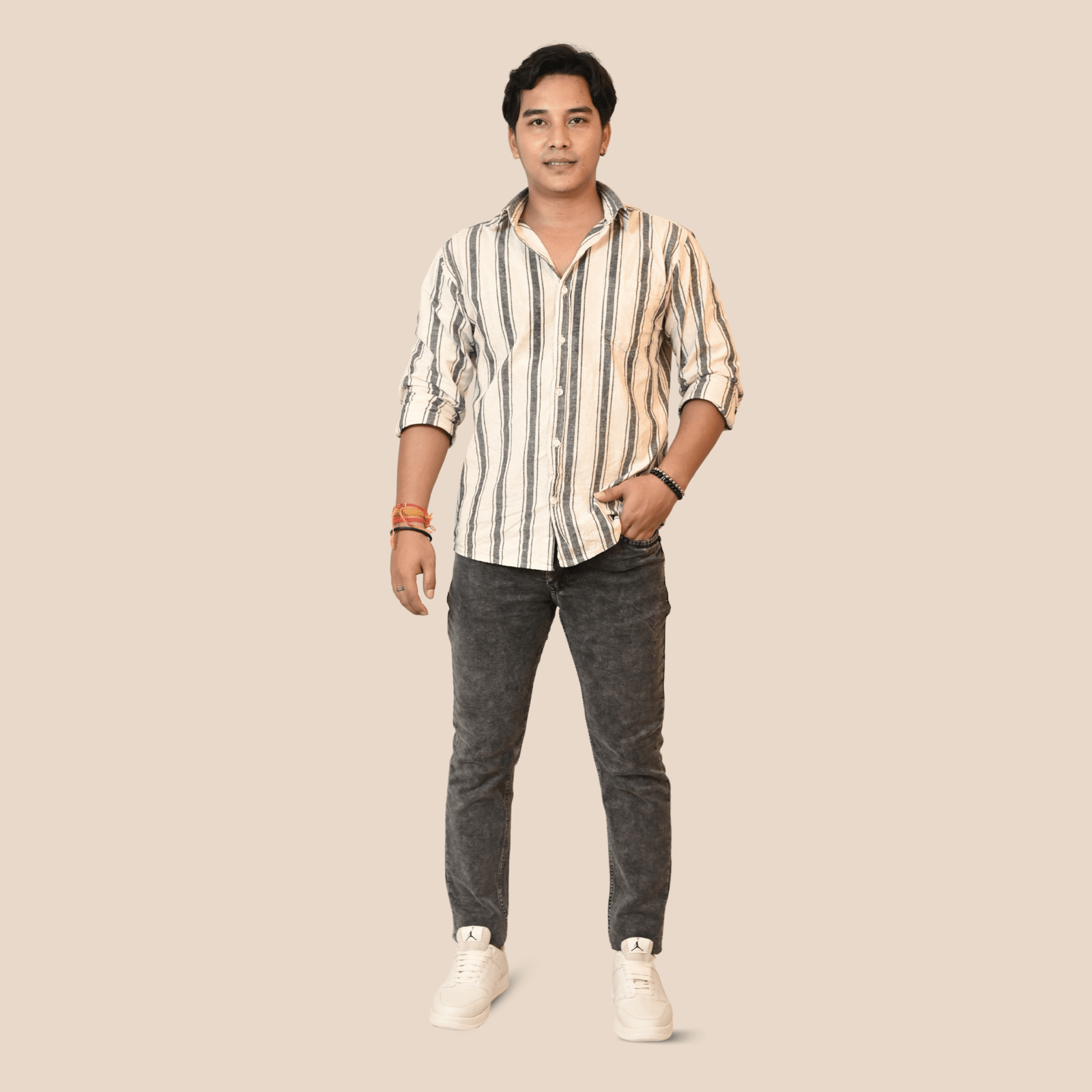 Men’s Regular Fit Stretchable Denim Jeans in Black